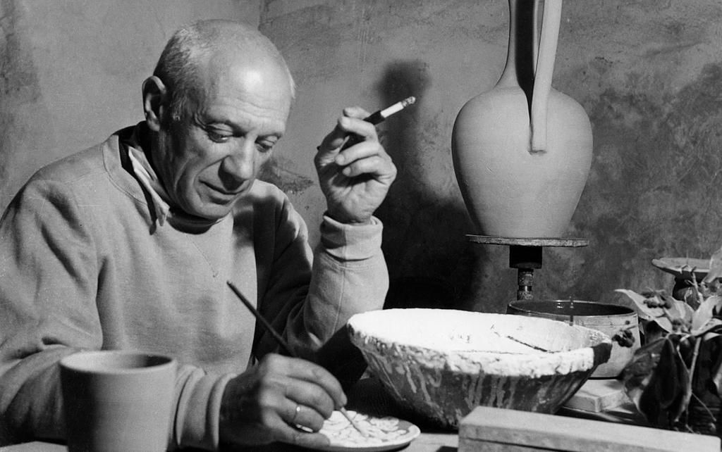 10 حقائق عن بابلو بيكاسو لا تعرفها مجموعة من الحقائق المثيرة والجميلة التي تكن تعرفها عن بابلو بيكاسو رسام و نحات و فنان تشكيلي إسباني 