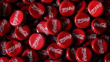 أشياء لم تكن تعرفها عن كوكا كولا Coca-Cola الشراب المشروبات الغازية الكوكايين العلامة التجارية معلومات حقائق منشط دماغي مشروب فكري