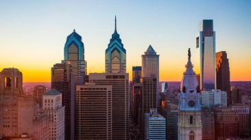 حقائق ومعلومات عن مدينة فيلادلفيا في ولاية بنسلفانيا الولايات المتحدة الأمريكية المنطقة الشمالية الشرقية ومنطقة الأطلسي الأوسط