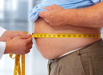ماذا يحدث لجسمك عندما يزيد وزنك الوزن الزائد في الجسم قلة ممارسة التمارين الرياضية الدهون الشحوم السمنة المفرطة تخفيض الوزن