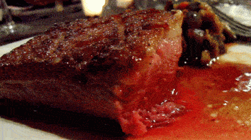 ما هو السائل الذي ينسكب من شريحة اللحم في المطاعم ما هو السائل في صحن الستيك المطاعم اللحوم الحمرائ صلصة حمراء دم من اللحمما هو السائل الذي ينسكب من شريحة اللحم في المطاعم ما هو السائل في صحن الستيك المطاعم اللحوم الحمرائ صلصة حمراء دم من اللحم