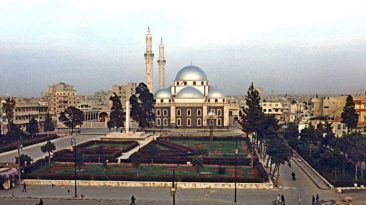 5 أشياء قد لا تعرفها أبداً عن سوريا قبل الحرب معلومات عن الحياة في سوريا قبل الحرب لم تسمع بها من قبل الأسواق القديمة المدينة القديمة